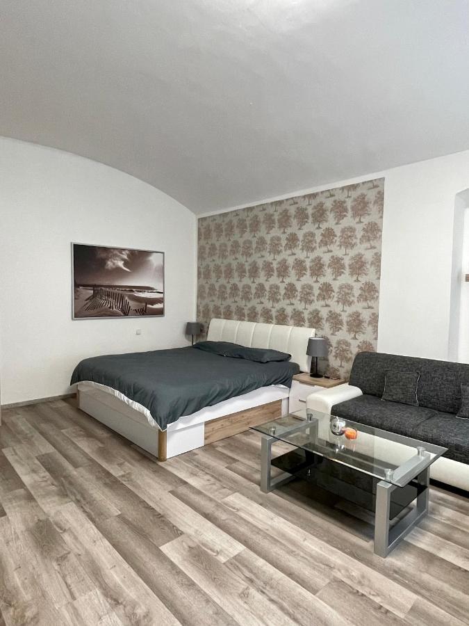 Wenceslas Square Two-Floor Apartment Praha Bagian luar foto